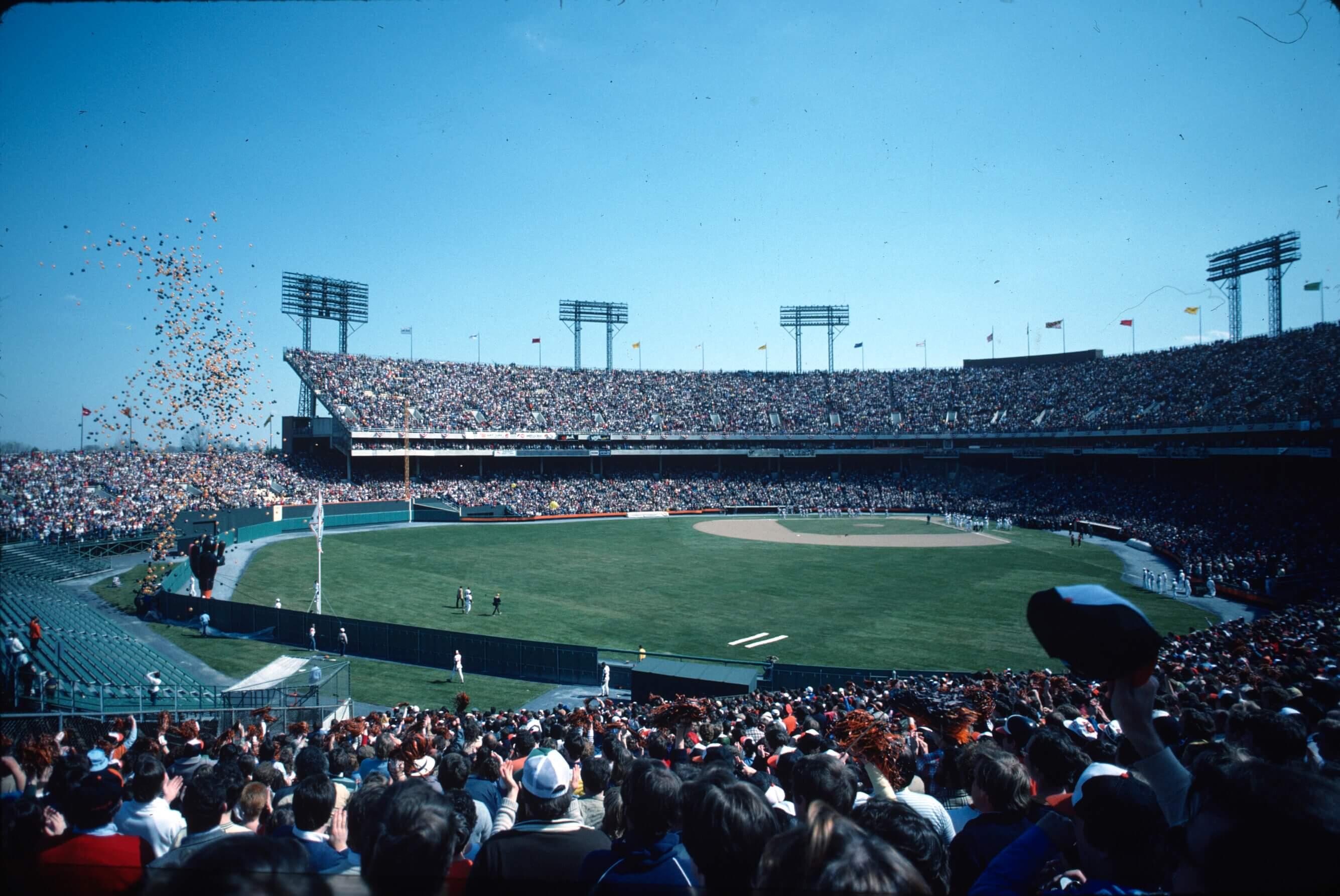 Crowd fills Memorial Stadium as balloons rise into the sky